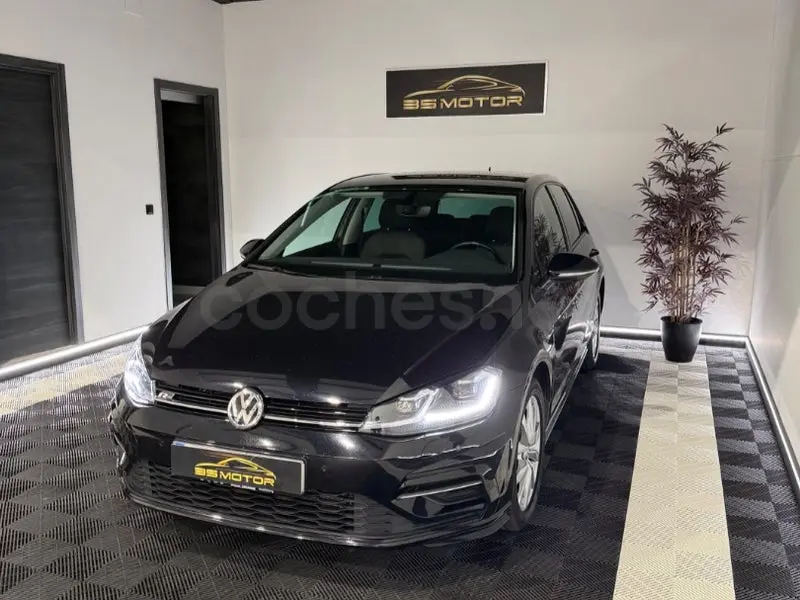 Volkswagen Golf Sport RLine 1.5 TSI 110kW 150CV DSG